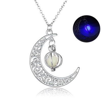Fashion Moon Necklace