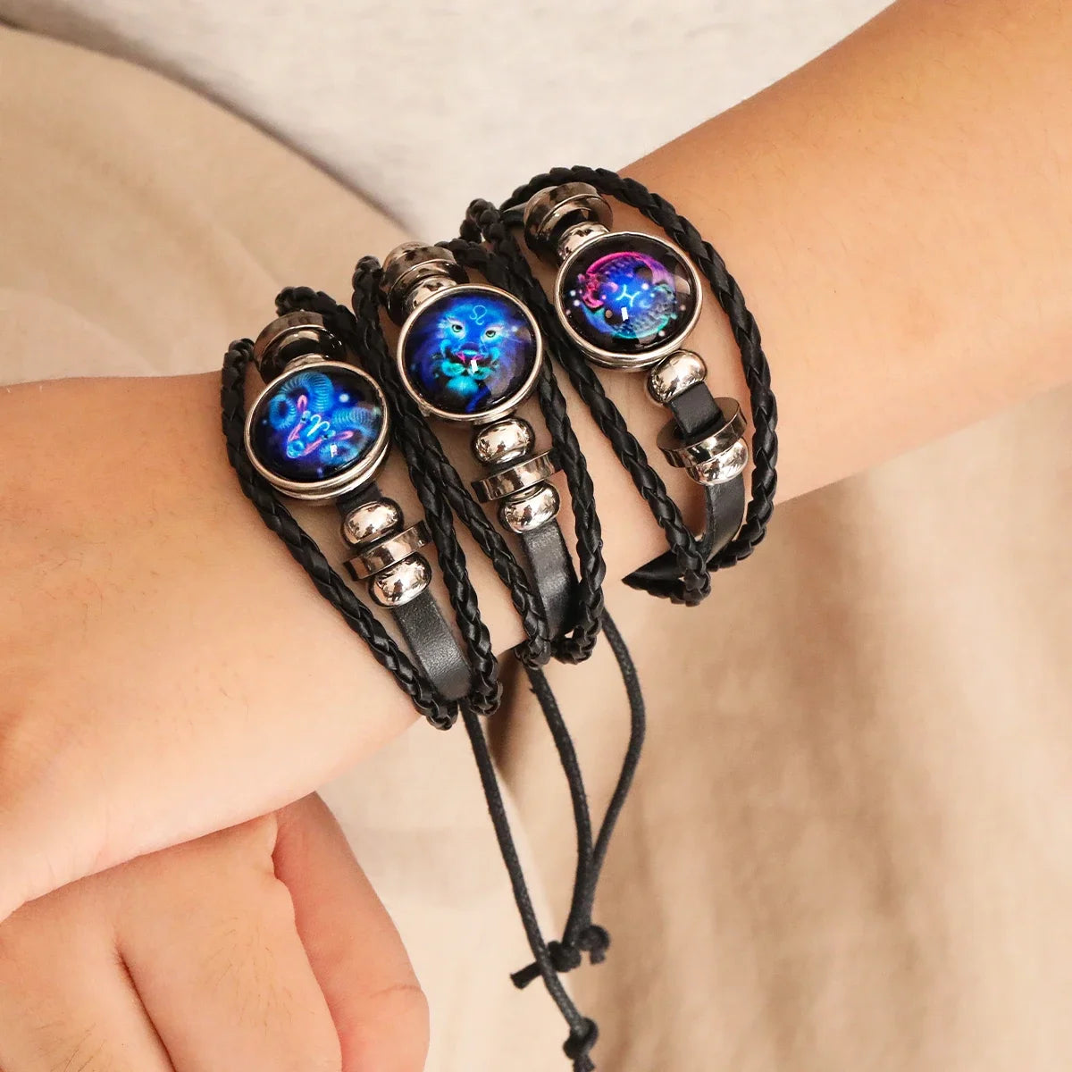 Zodiac Sign Leather Wrap Bracelet – 12 Constellations Luminous Charm for Men & Women | Vintage Birthday Gift